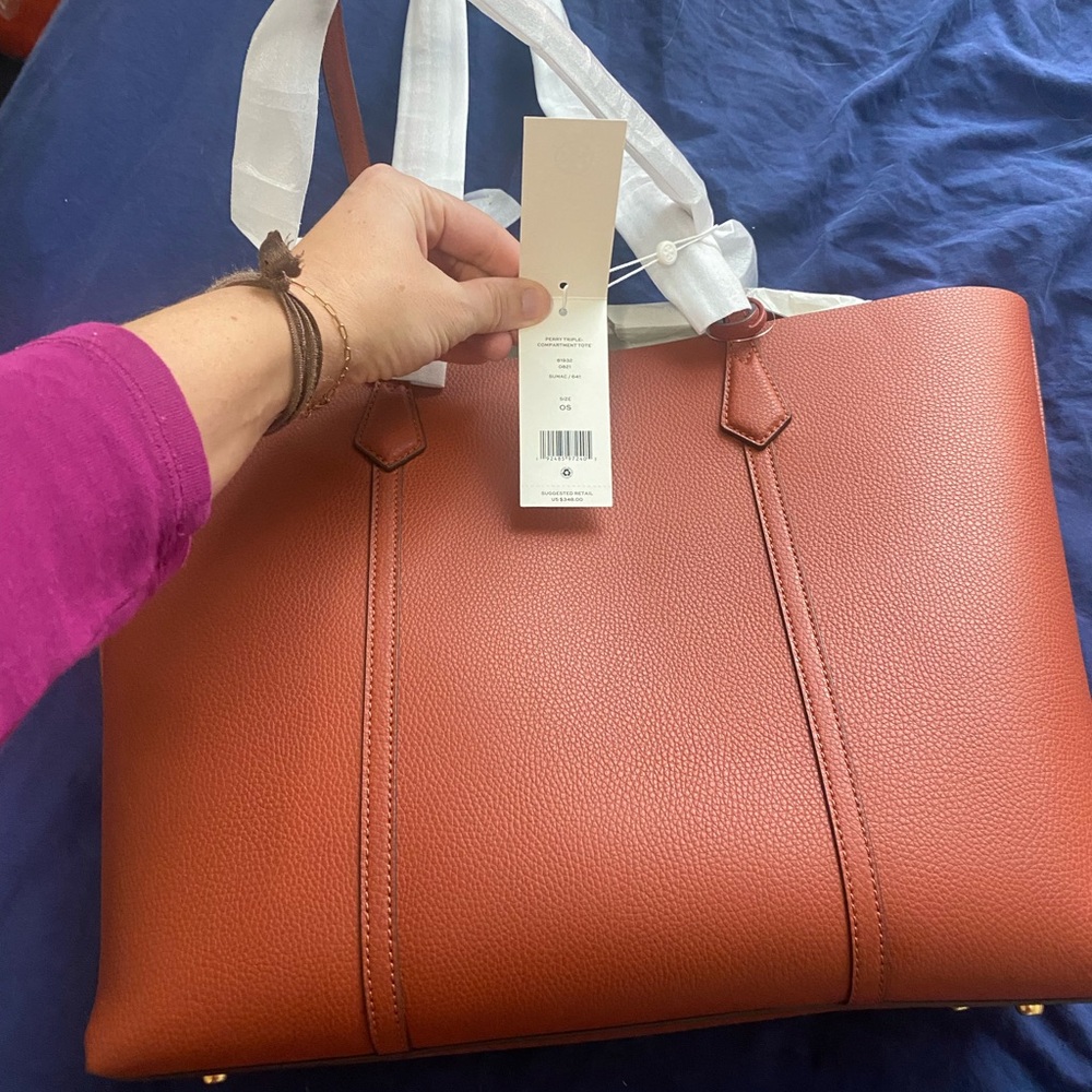 NWT Tory Burch Perry Triple Compartment Large Leather Tote Bag Sumac Orange Key - Picture 11 of 11